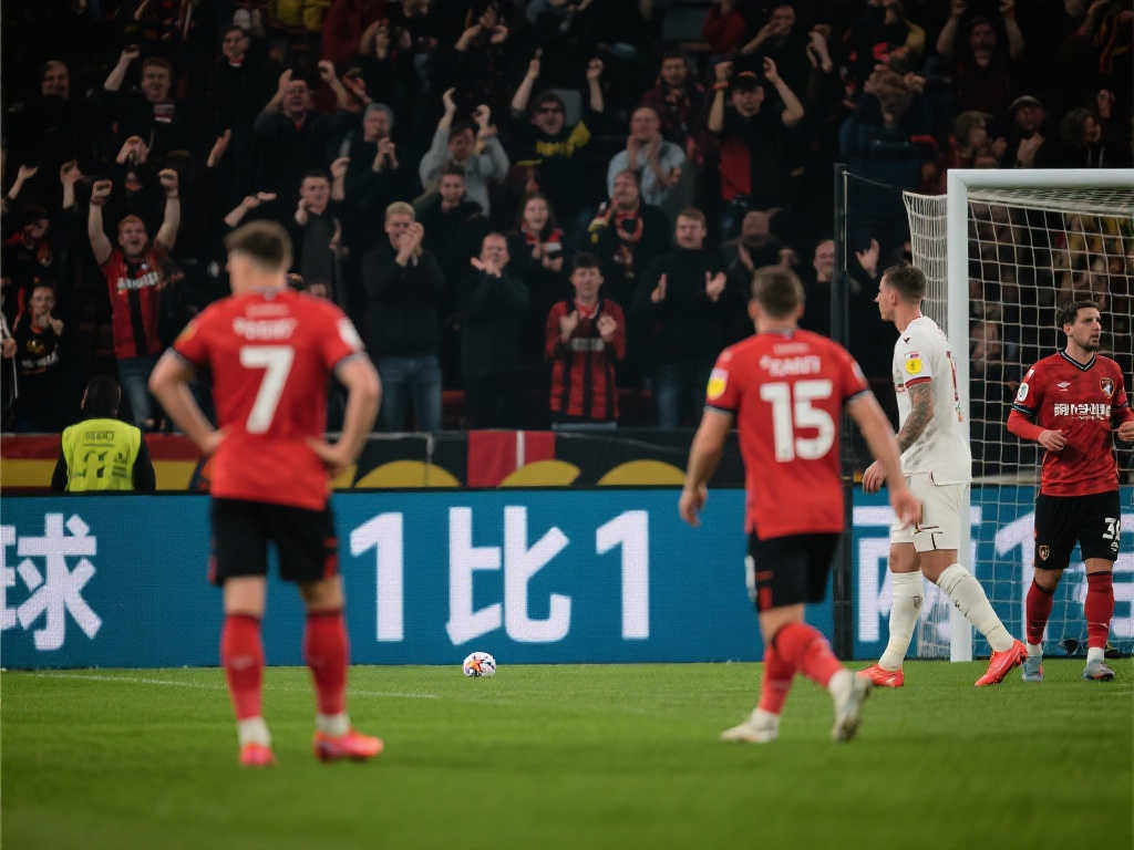 队不仅仅是 队不仅仅是